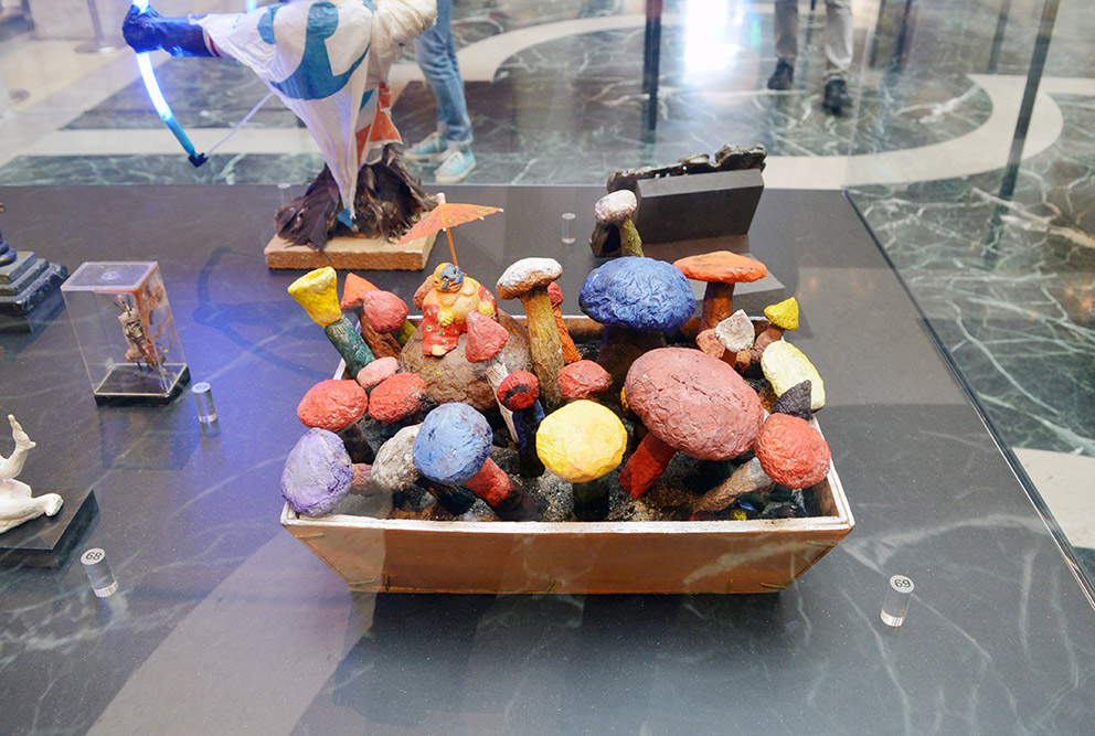 L2 V352440 958 992 667 9