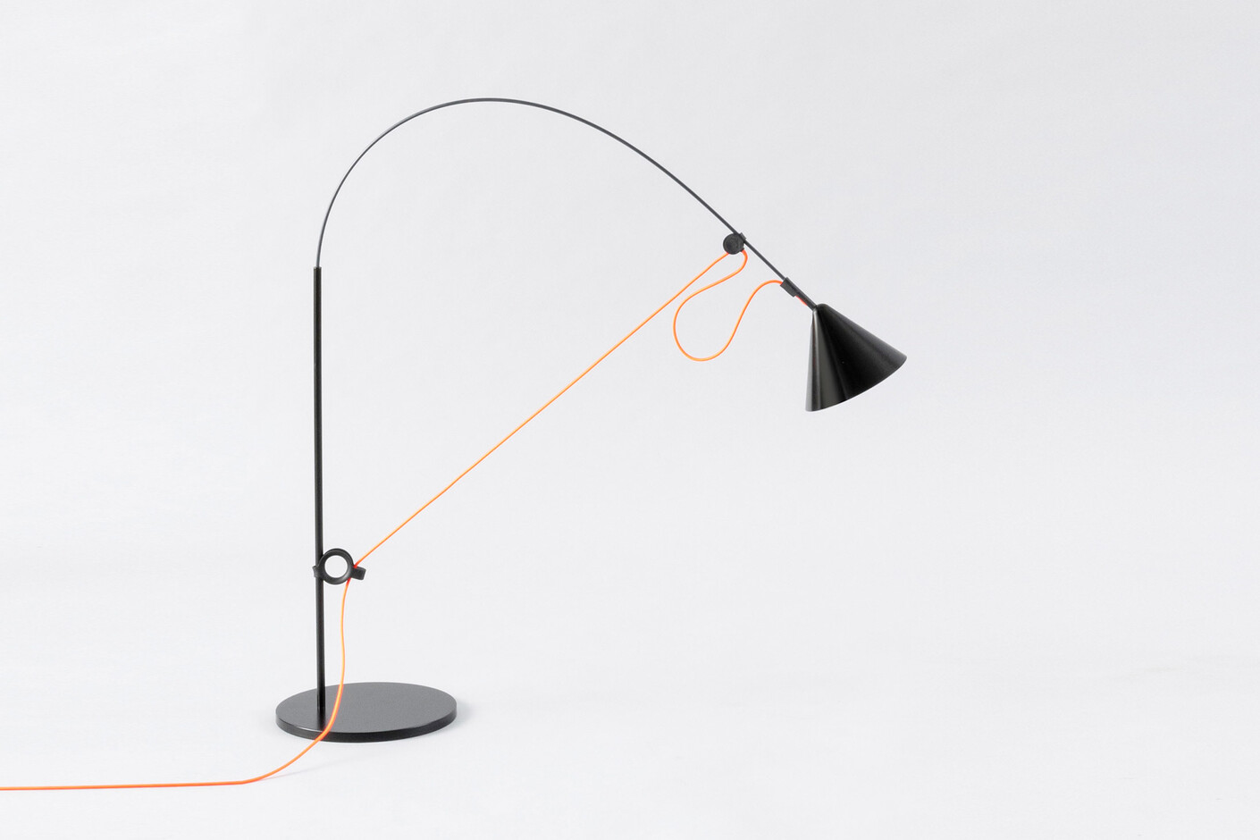 Ayno table lamp