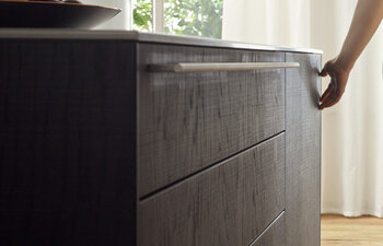 bulthaup b3 veneer and solid wood