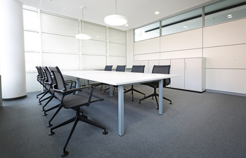 pinatec conference table