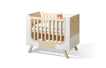 Famille Garage bed