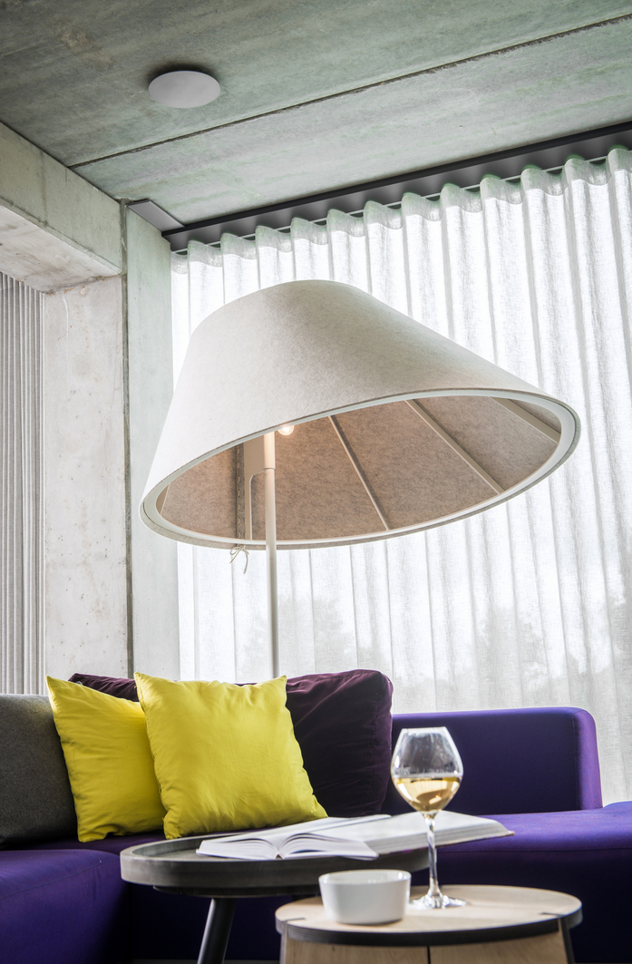 Buzzi Shade Standing 1