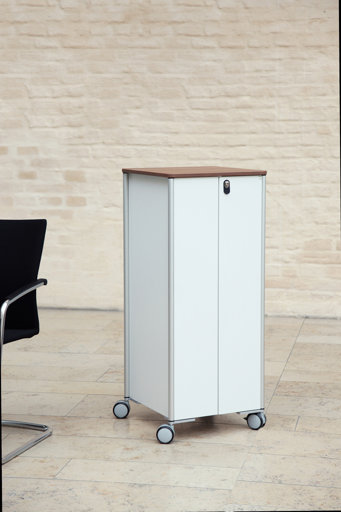 Gumpo Beimoebel Caddy 001