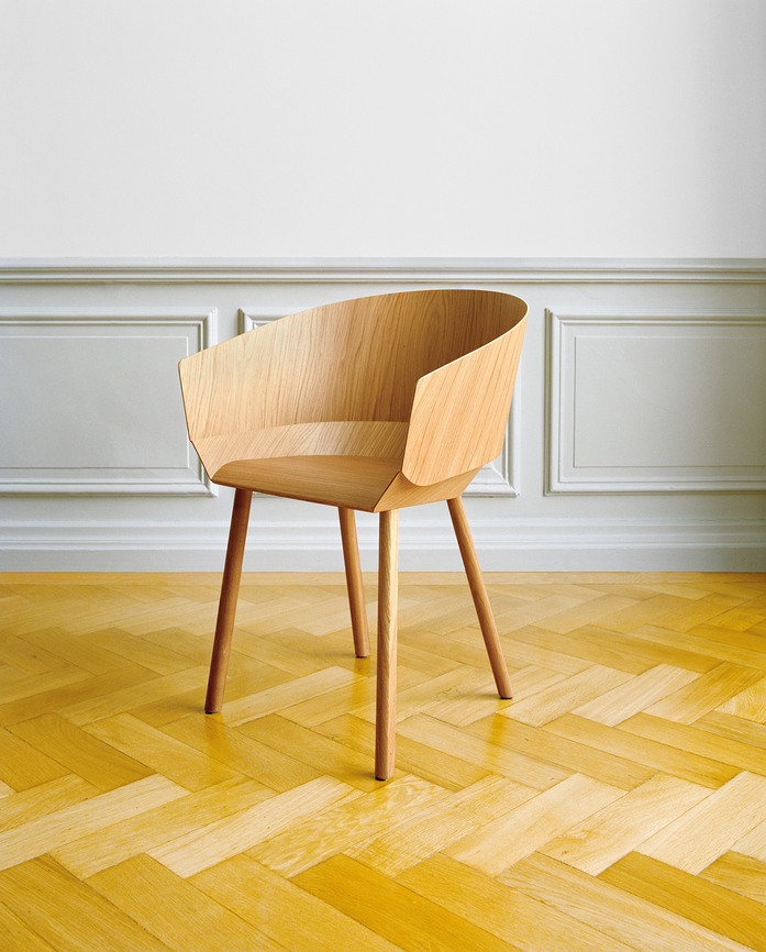 Ch04 Houdini Armrest Oak