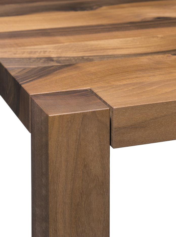 Ta19 Sloane Walnut Detail