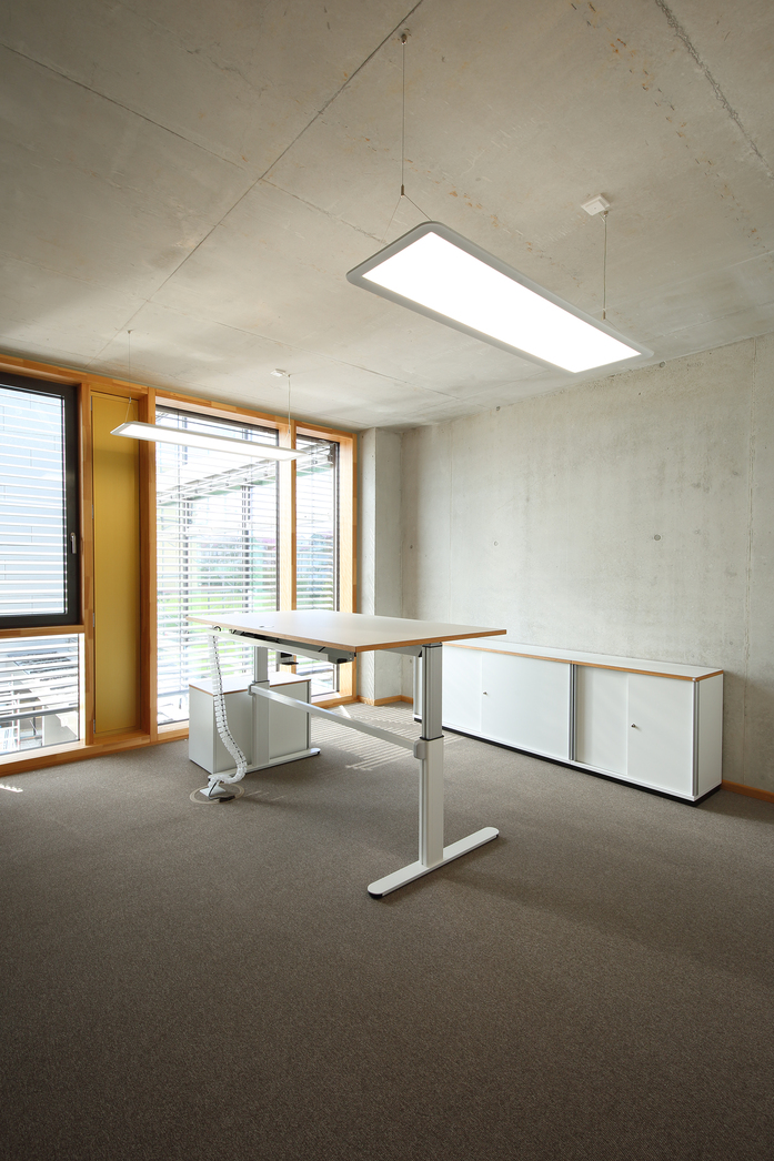 Gumpo Tischsysteme Sitz Steh 005