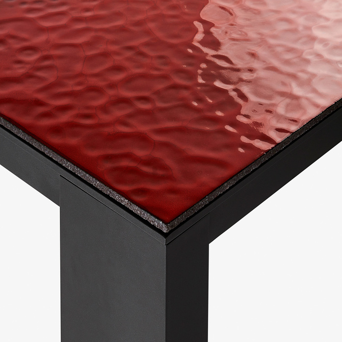 Solpuri Elements Table Lava Red Detail