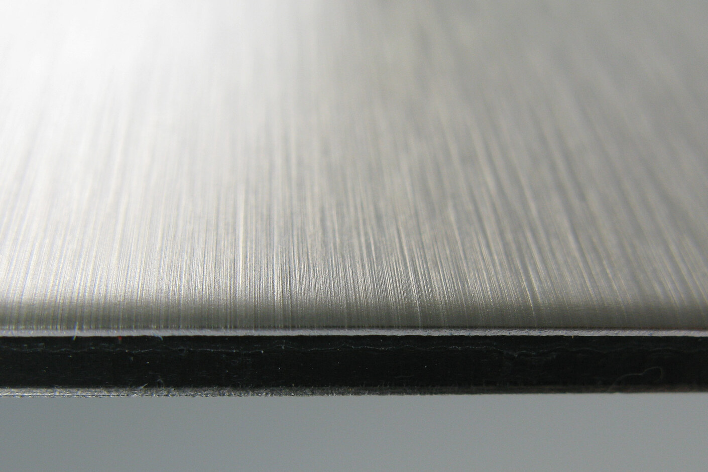 DIBOND® butlerfinish stainless steel