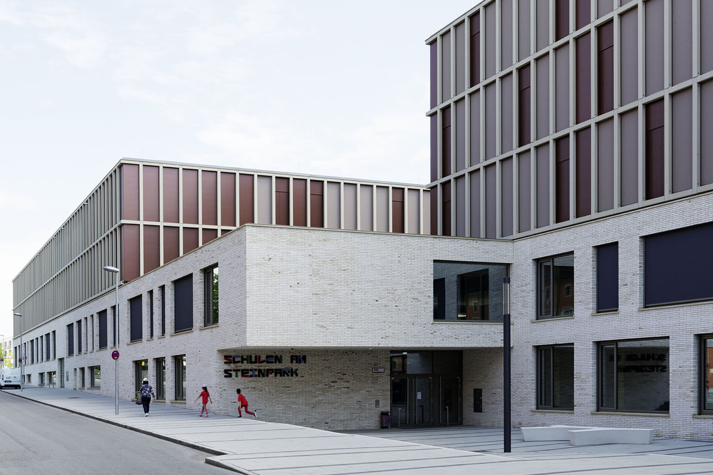 formparts, Schulen am Steinpark