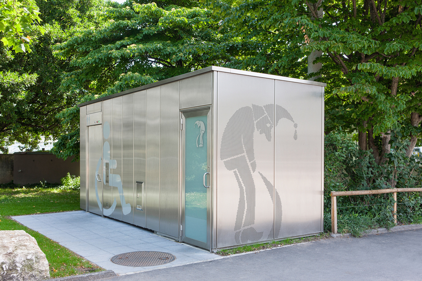 Public convenience, The Waggis, Basel