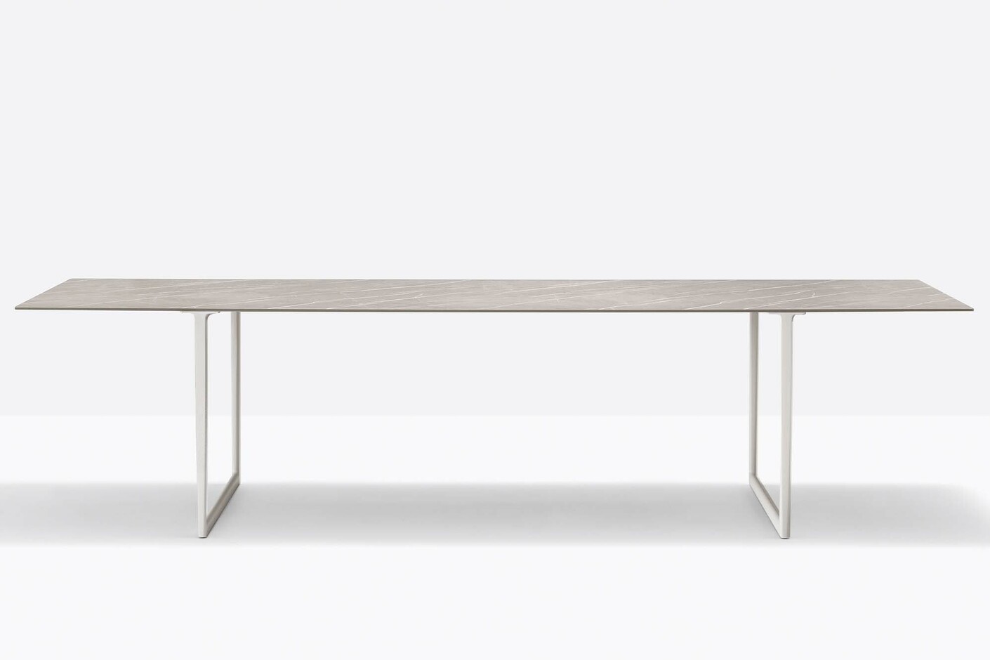 TOA TABLE OUTDOOR