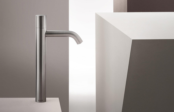 NOSTROMO Single-hole high washbasin mixer