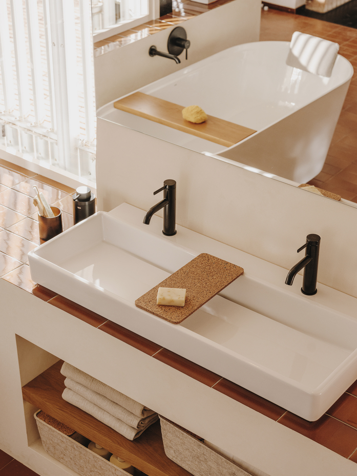 4 Roca Tura Washbasin