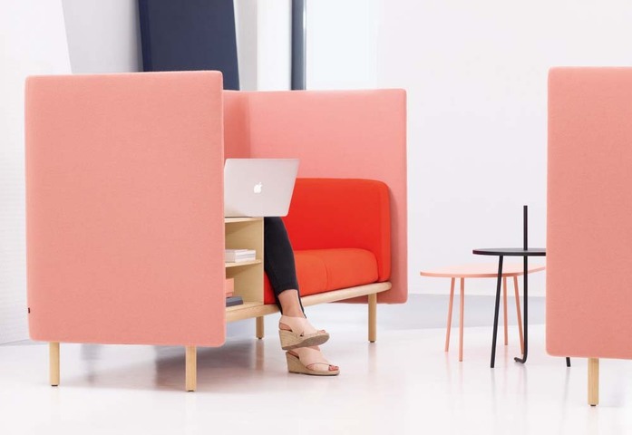 COR Floater sofa RGB 1