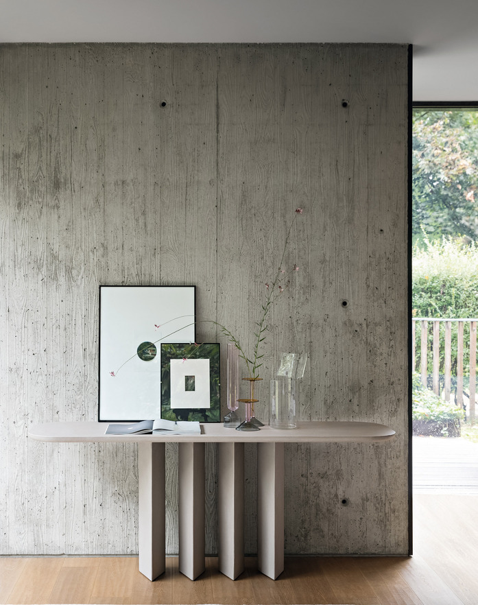 Geometric Console 1