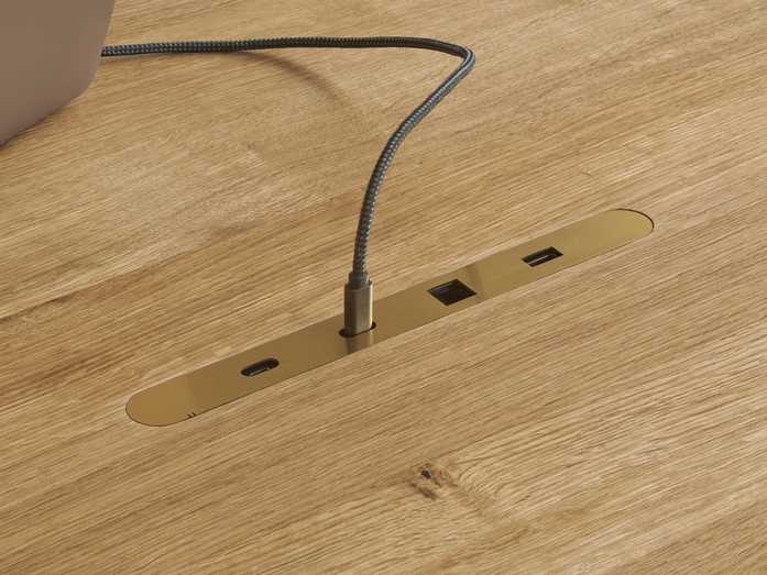 ZETR BRASS OAK in use