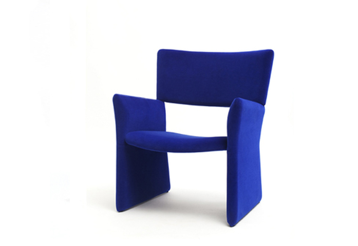 Crown Easy Chair 2
