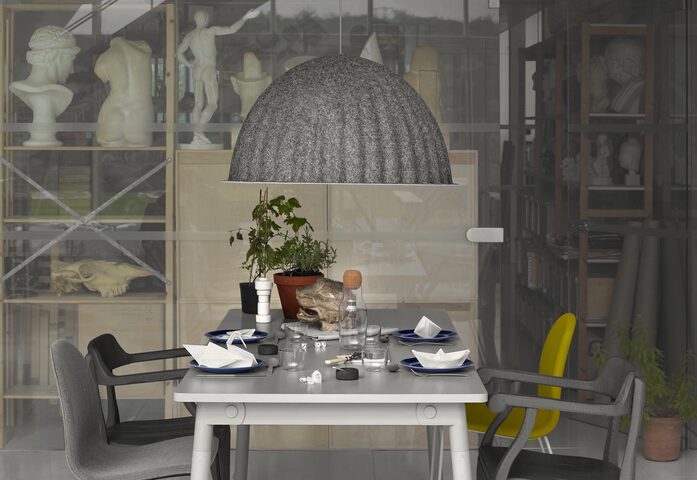 One Salt Pepper Caster 4